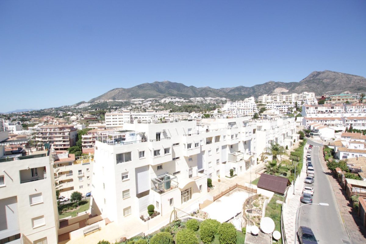 ÁTICO DÚPLEX CON IMPRESIONANTES VISTAS A LA MONTAÑA – TORREQUEBRADA, BENALMÁDENA COSTA — Foto 23