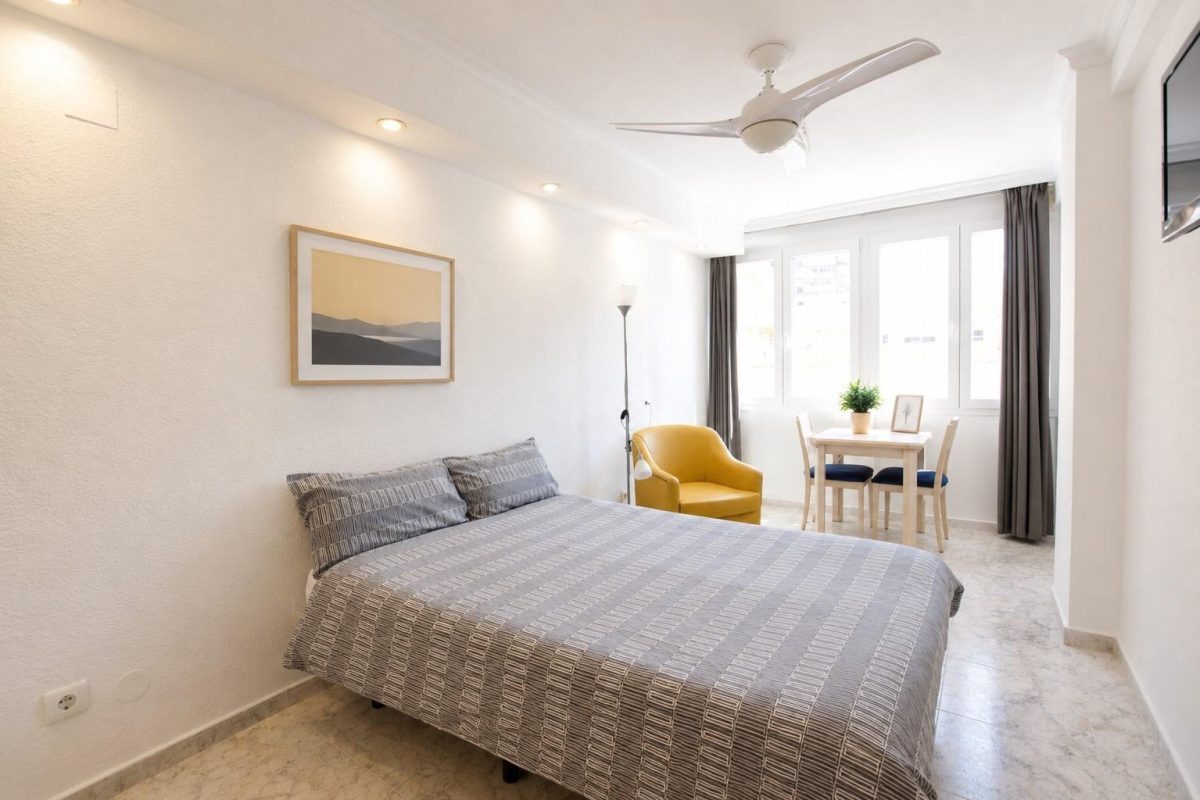 🌊 Estudio con licencia turística a 100 metros de la playa: inversión segura y alta rentabilidad — Foto 3