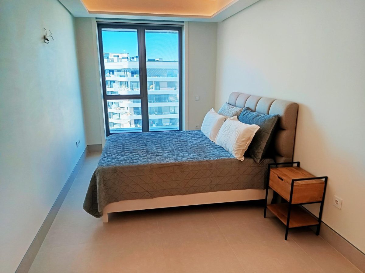 Exclusivo piso de tres dormitorios en Málaga Towers, con vistas frontales al mar, Costa del sol — Foto 23