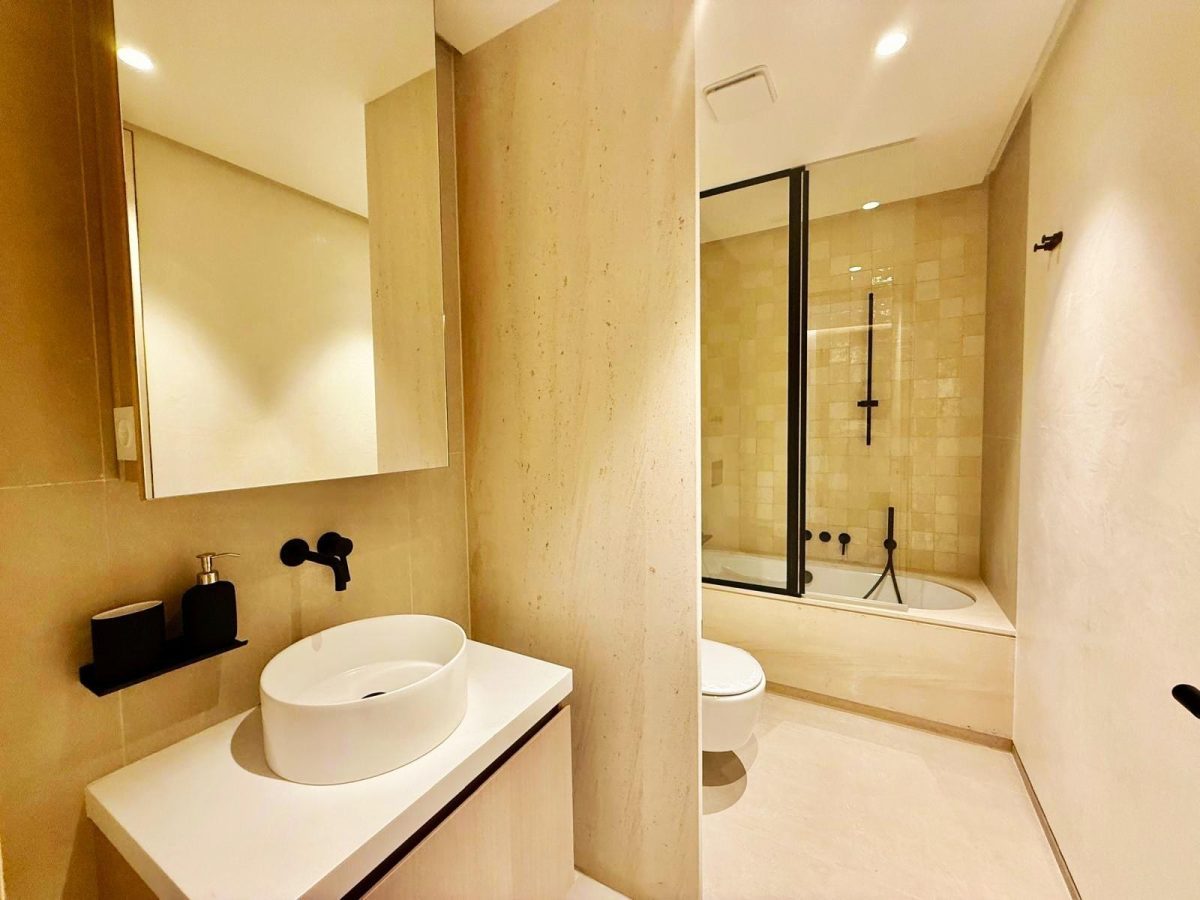 Exclusivo piso de tres dormitorios en Málaga Towers, con vistas frontales al mar, Costa del sol — Foto 24