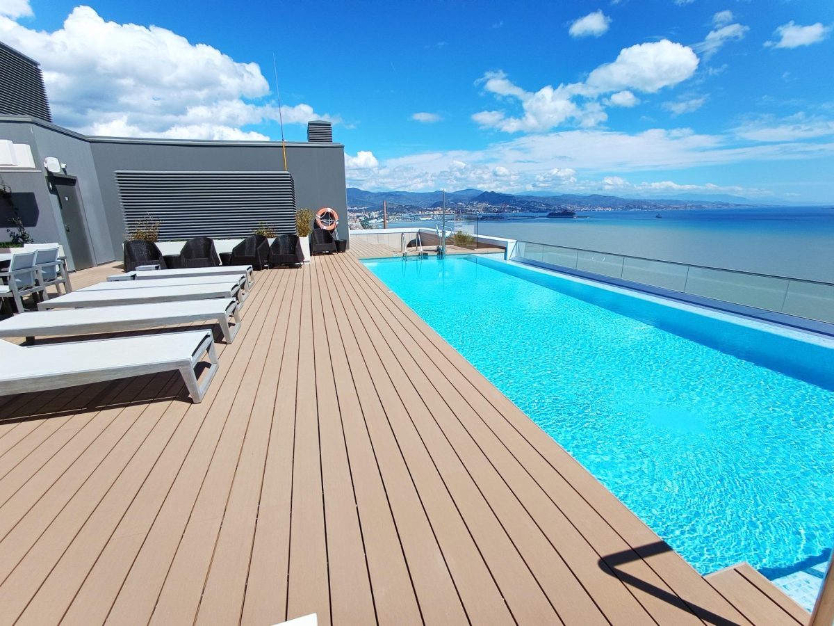 Exclusivo piso de tres dormitorios en Málaga Towers, con vistas frontales al mar, Costa del sol — Foto 2