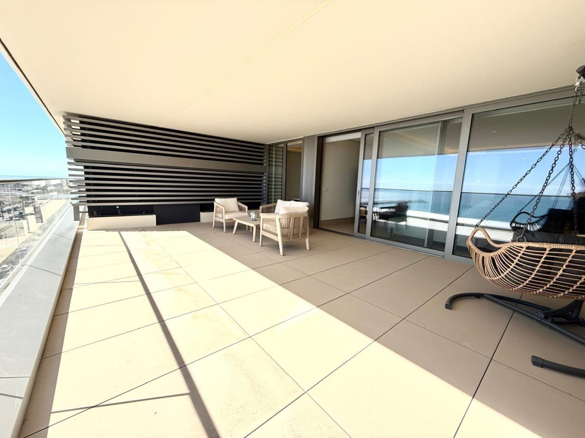 Exclusivo piso de tres dormitorios en Málaga Towers, con vistas frontales al mar, Costa del sol — Foto 6
