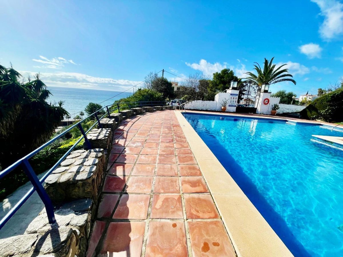 Casa adosada de dos dormitorios junto a la playa en Benalmádena, Costa del Sol — Foto 24
