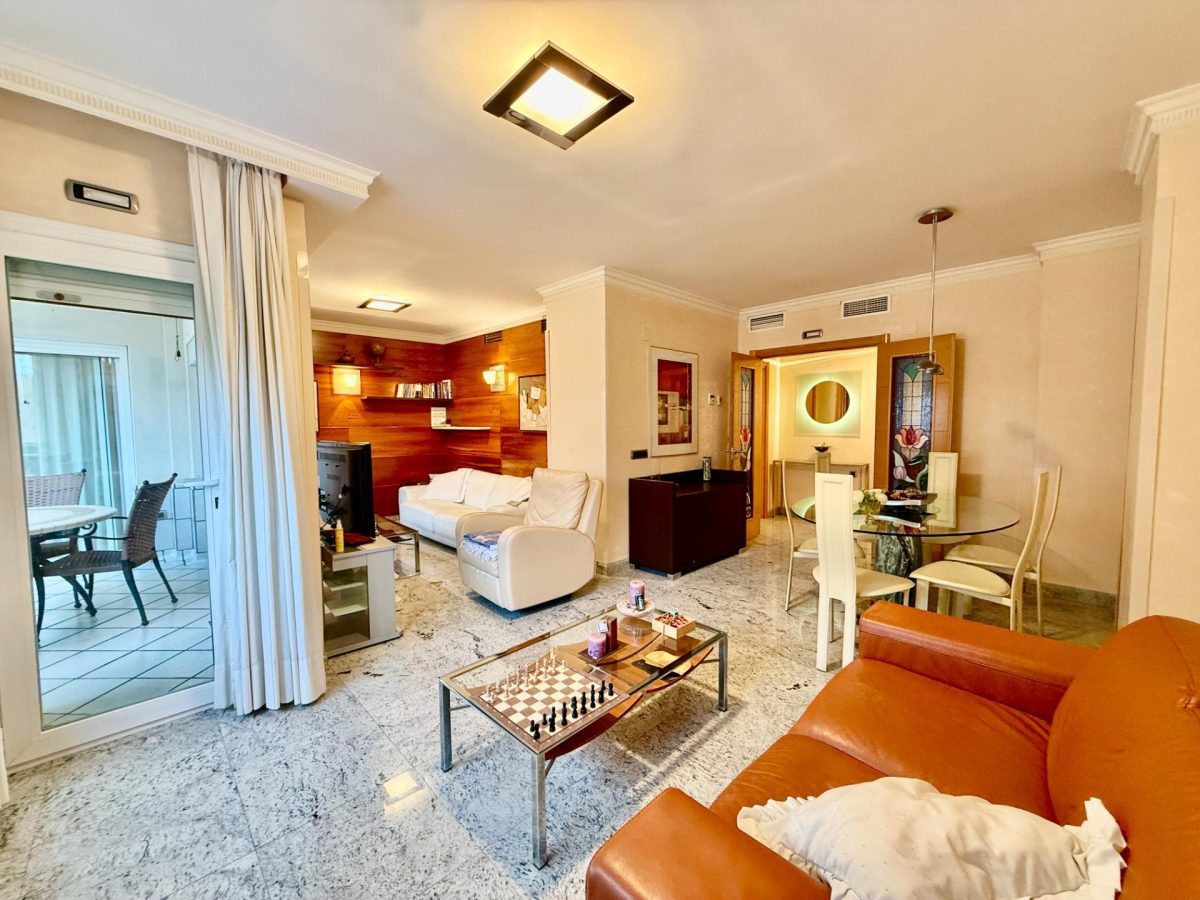 Exclusivo piso de 3 dormitorios en los Alamos, Torremolinos — Foto 5