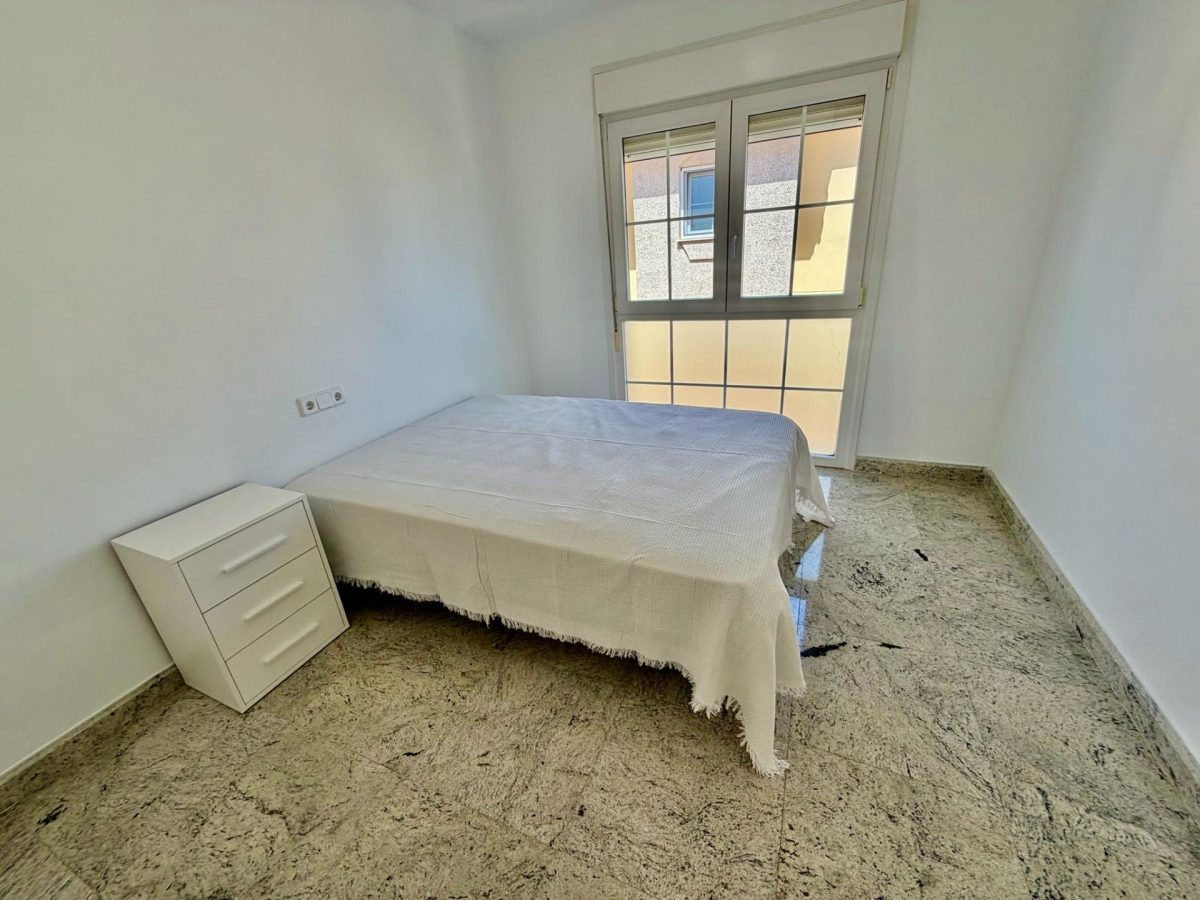 Casa de 5 dormitorios en Los Alamos, Torremolinos. Costa del Sol — Foto 27