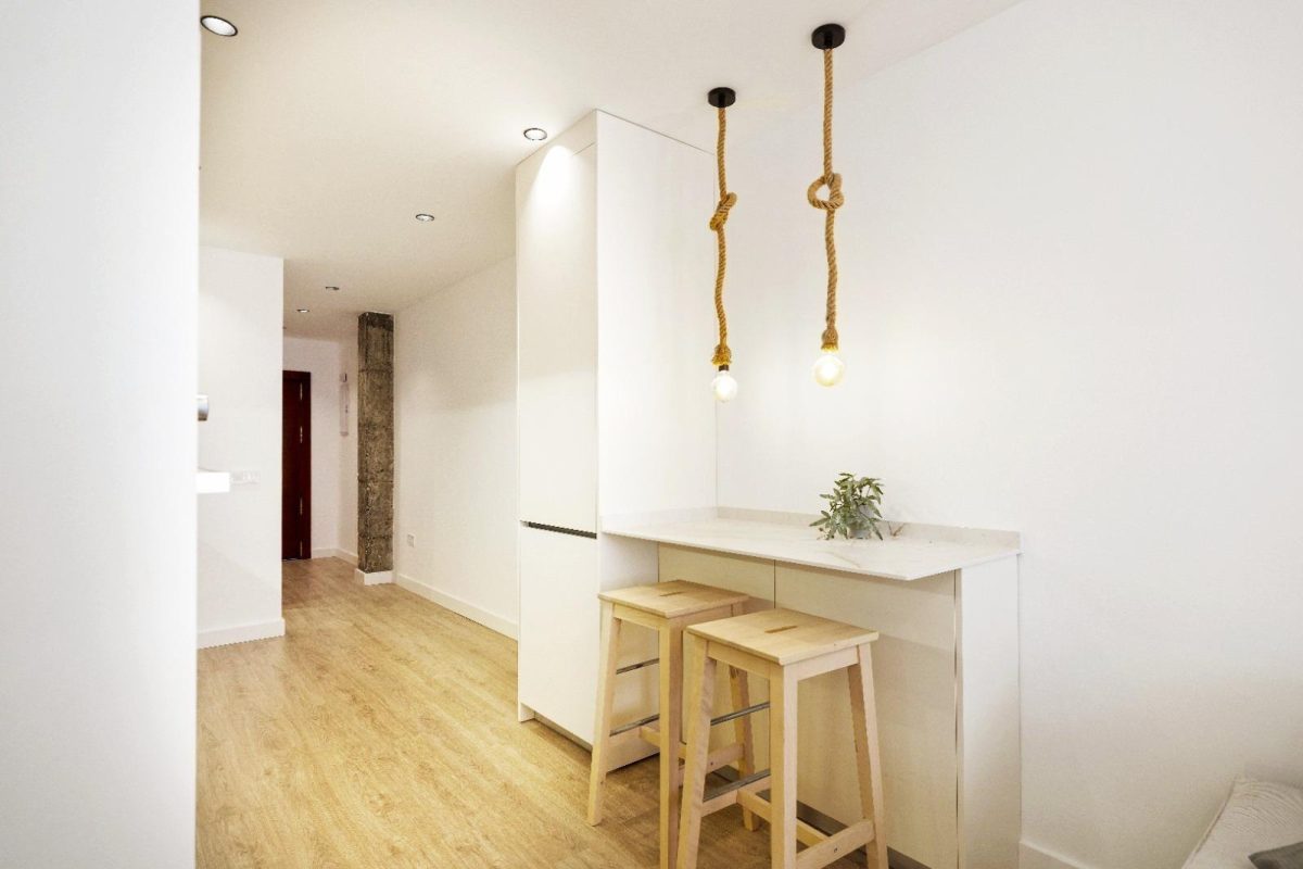 Se alquila piso de tres habitaciones y dos baños con reforma a estrenar en Málaga — Foto 22