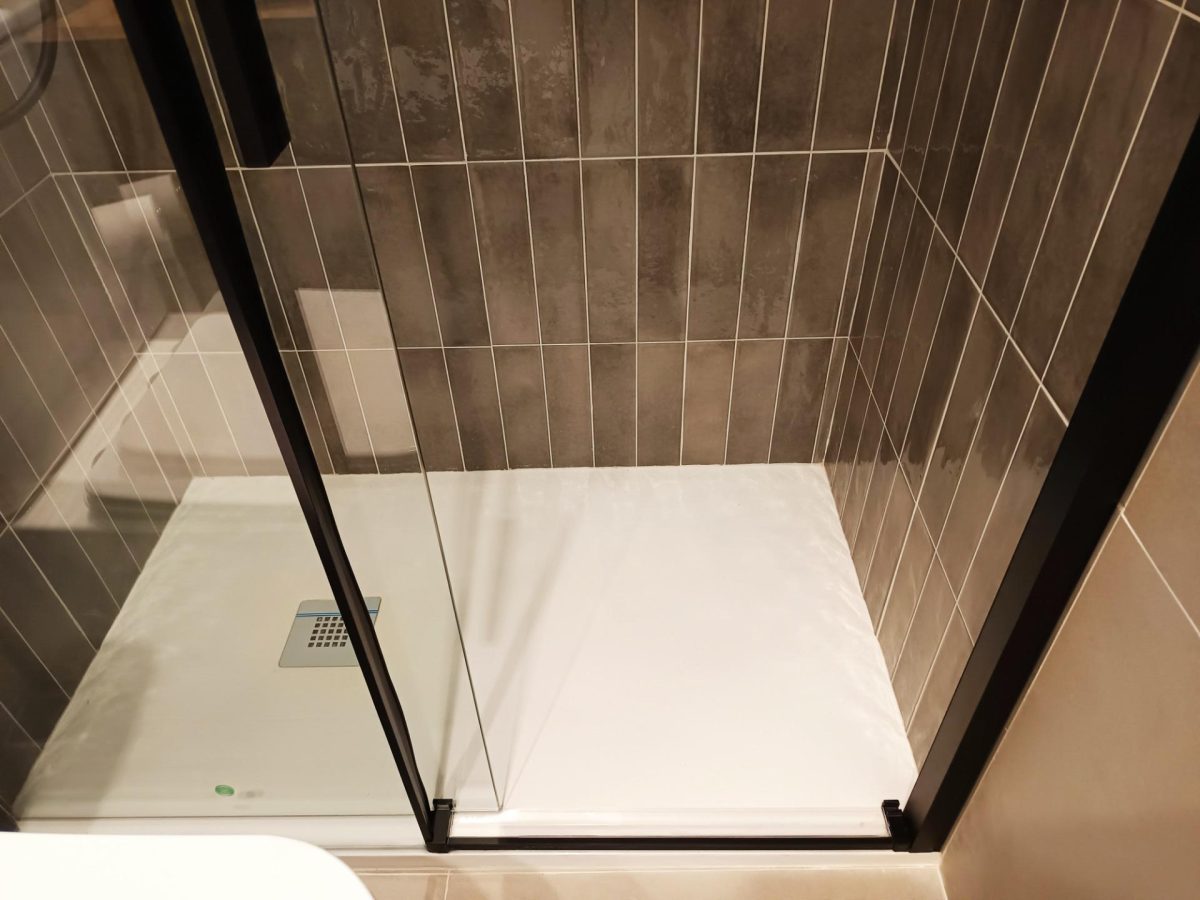 Se alquila piso de tres habitaciones y dos baños con reforma a estrenar en Málaga — Foto 12
