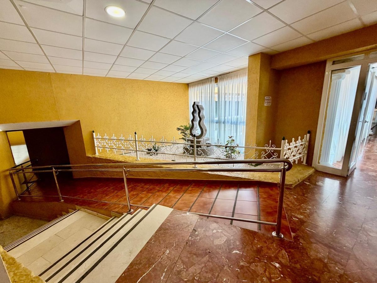 Apartamento de un dormitorio con vistas al mar en Benalmádena, Costa del Sol — Foto 23
