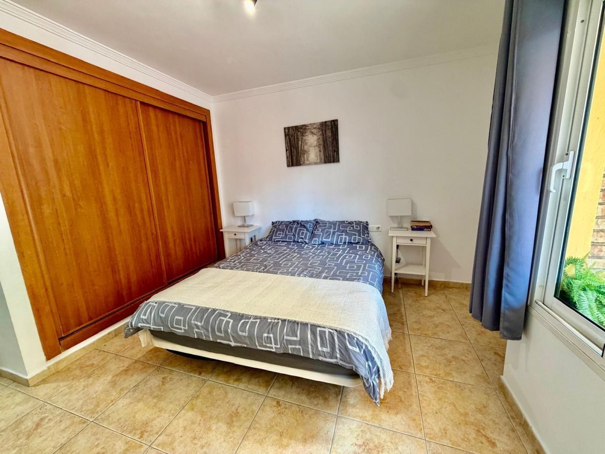Apartamento de un dormitorio con vistas al mar en Benalmádena, Costa del Sol — Foto 17