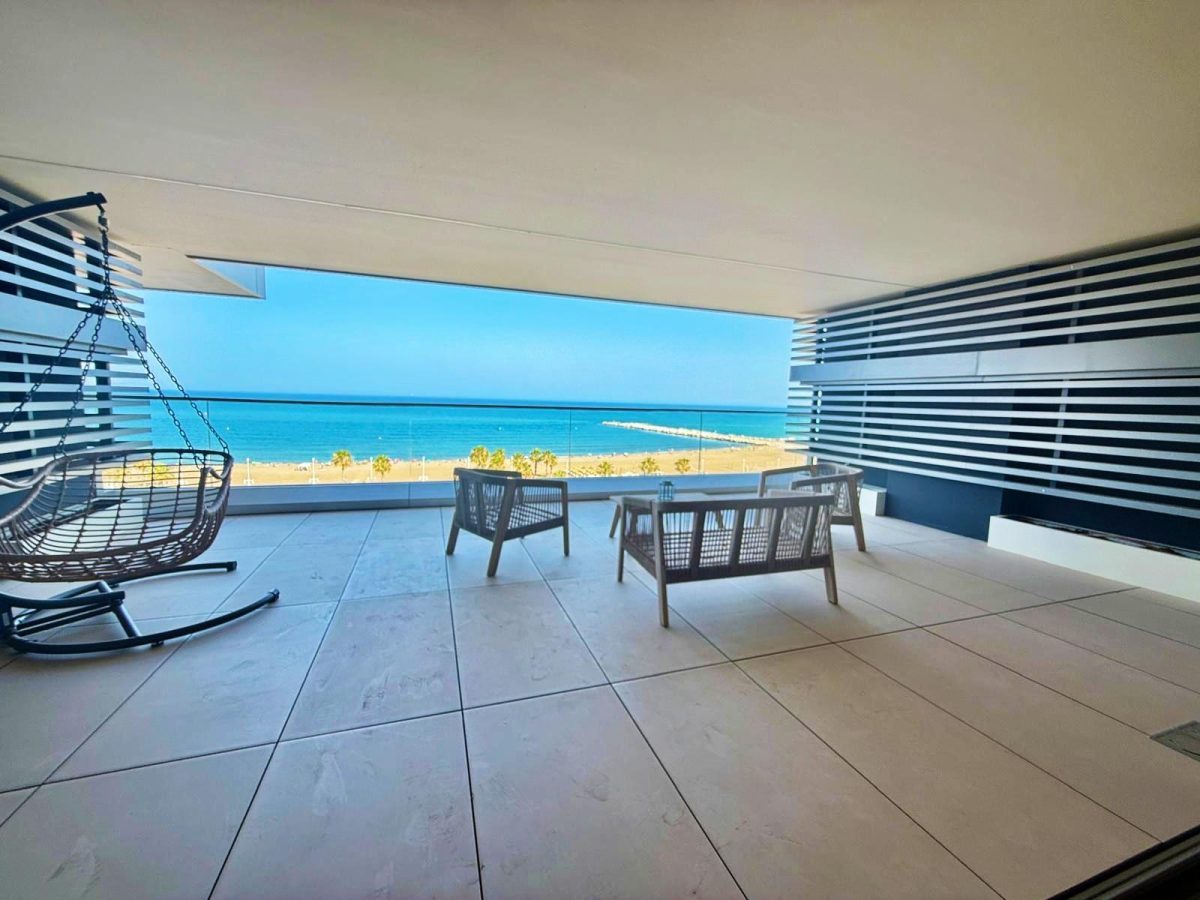 Exclusivo piso de tres dormitorios en Málaga Towers, con vistas frontales al mar, Costa del sol — Foto 15