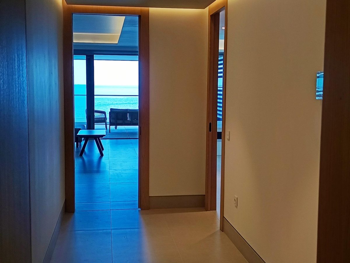 Exclusivo piso de tres dormitorios en Málaga Towers, con vistas frontales al mar, Costa del sol — Foto 22