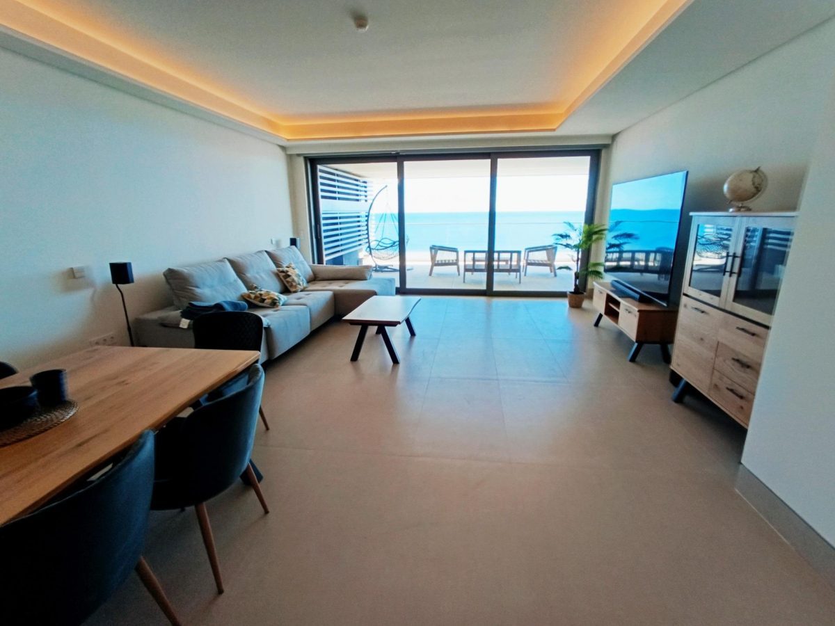 Exclusivo piso de tres dormitorios en Málaga Towers, con vistas frontales al mar, Costa del sol — Foto 14