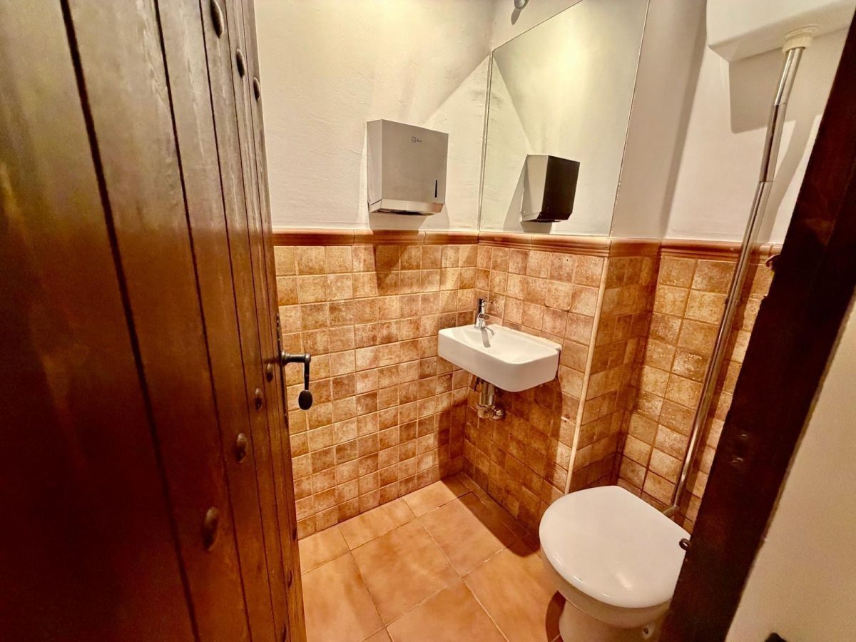 Venta de local comercial en Arroyo de la Miel, Benalmádena, Costa del Sol — Foto 16