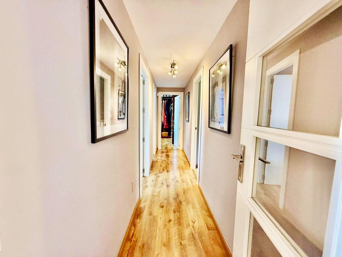 Atico de 3 habitaciones con vistas al mar en  Benalmádena, Costa del Sol — Foto 18