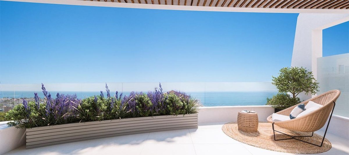 VENTA PISO DE 3 DORMITORIOS EN BENALMÁDENA COSTA — Foto 1