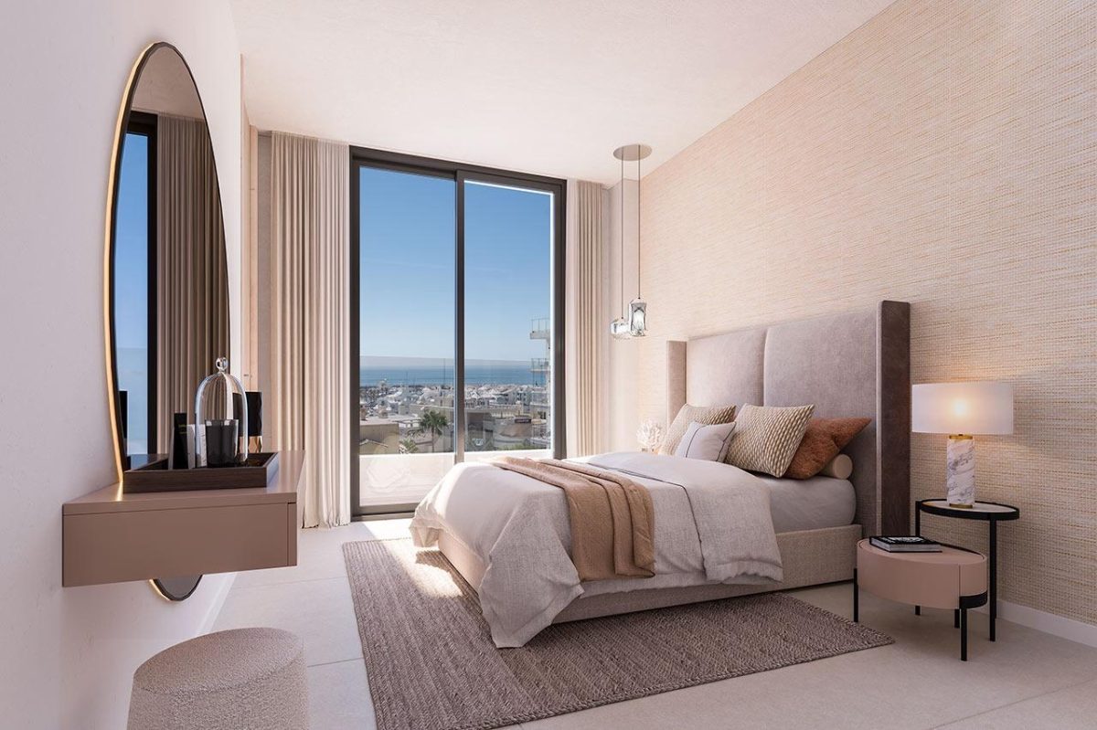 VENTA PISO DE 3 DORMITORIOS EN BENALMÁDENA COSTA — Foto 8