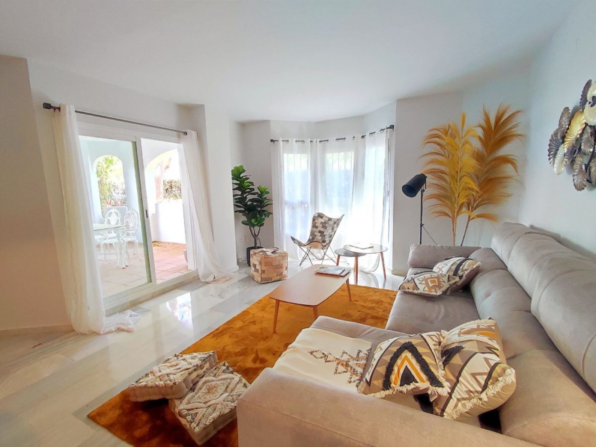 ELEGANTE APARTAMENTO EN LA URBANIZACION LOS NARANJOS  MARBELLA — Foto 5