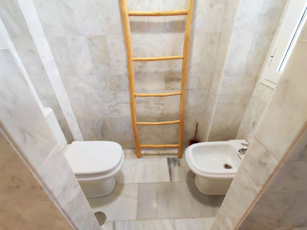 ELEGANTE APARTAMENTO EN LA URBANIZACION LOS NARANJOS  MARBELLA — Foto 22