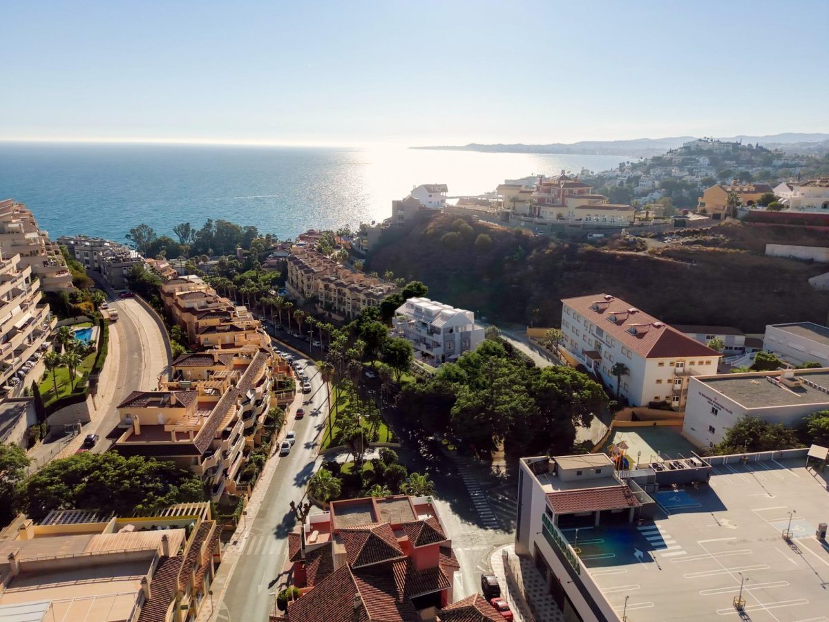 VENTA APARTAMENTO 3 DORMITORIOS EN BENALMÁDENA — Foto 1
