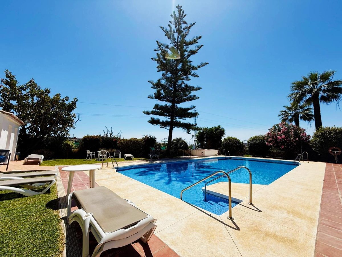 Venta Chalet adosado Mijas Golf tres dormitorios jardín privado, Costa del Sol — Foto 2