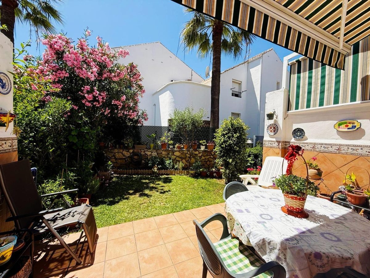 Venta Chalet adosado Mijas Golf tres dormitorios jardín privado, Costa del Sol — Foto 3