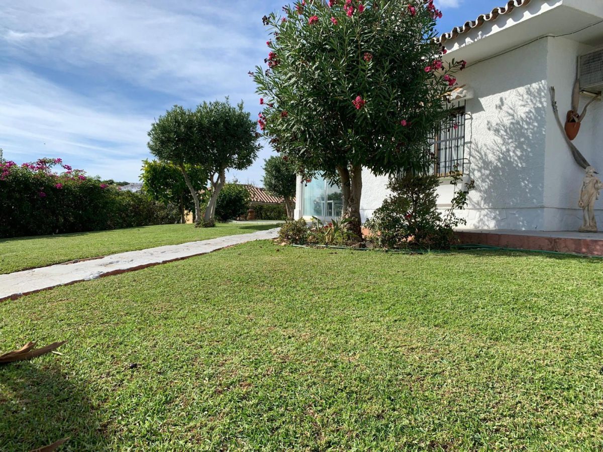 Encantadora villa junto al mar — Foto 11