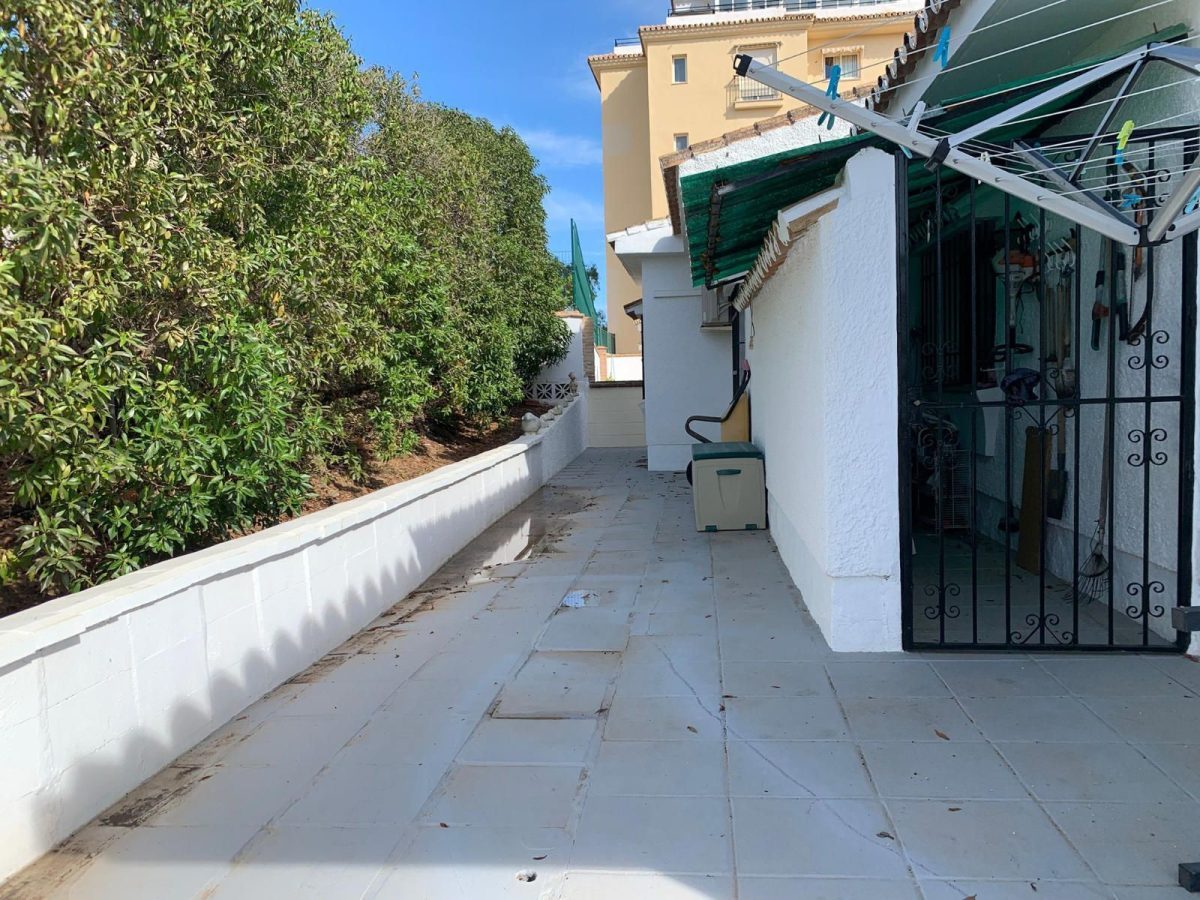 Encantadora villa junto al mar — Foto 24
