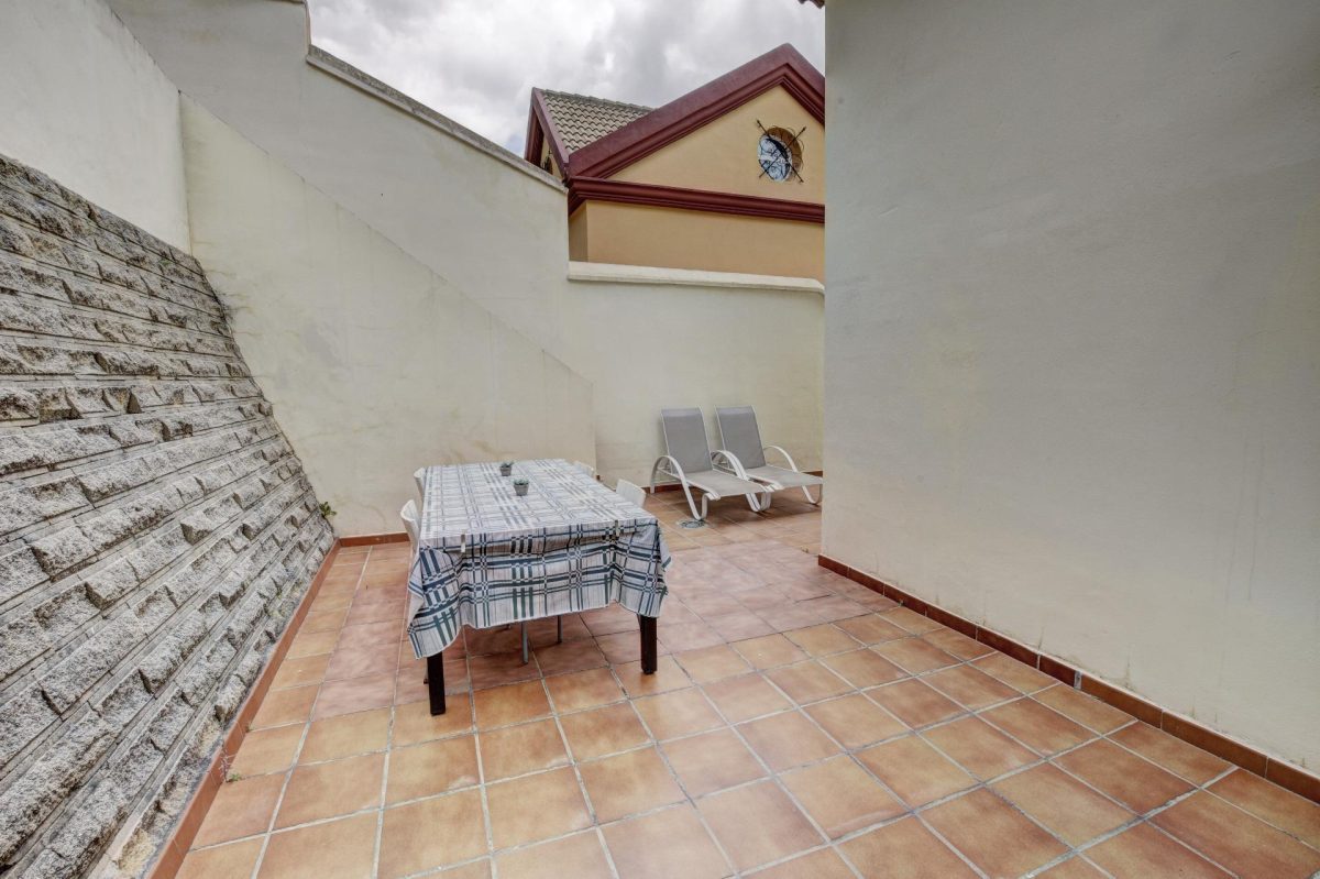 Casa de 6 Dormitorios a 400metros de la Playa y comodidades! — Foto 27