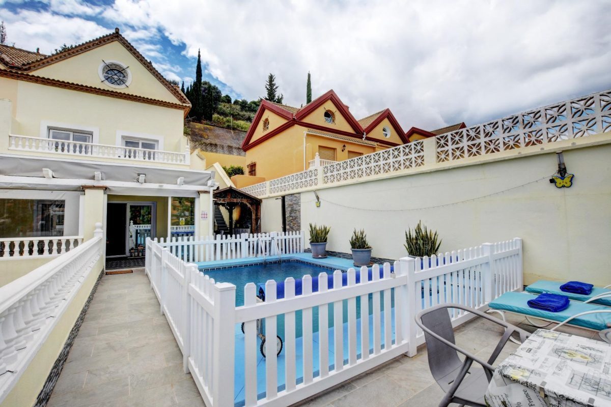 Casa de 6 Dormitorios a 400metros de la Playa y comodidades! — Foto 3