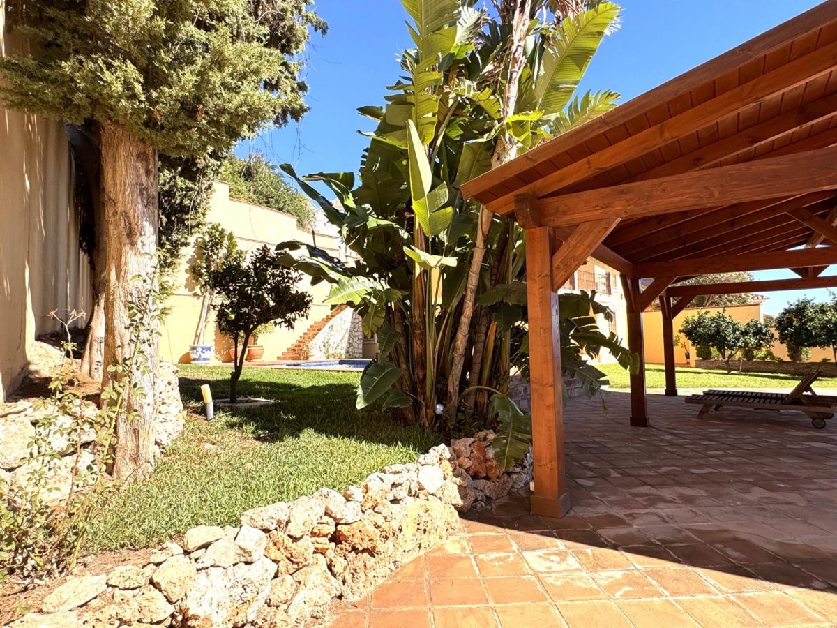Villa de 3 dormitorios con vistas al mar en Benalmádena Costa — Foto 14