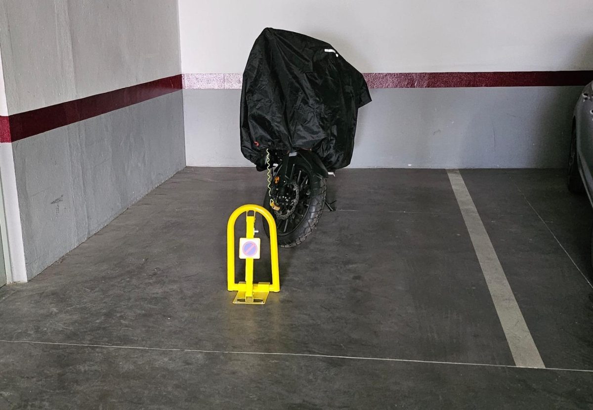 Garaje en Puerto Marina Benalmádena: Ubicación Premium y Máxima Comodidad — Foto 2