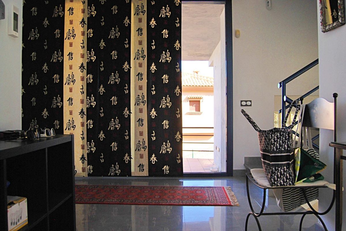 VILLA DE LUJO, 6 DORMITORIOS, PISCINA INTERIOR. — Foto 26