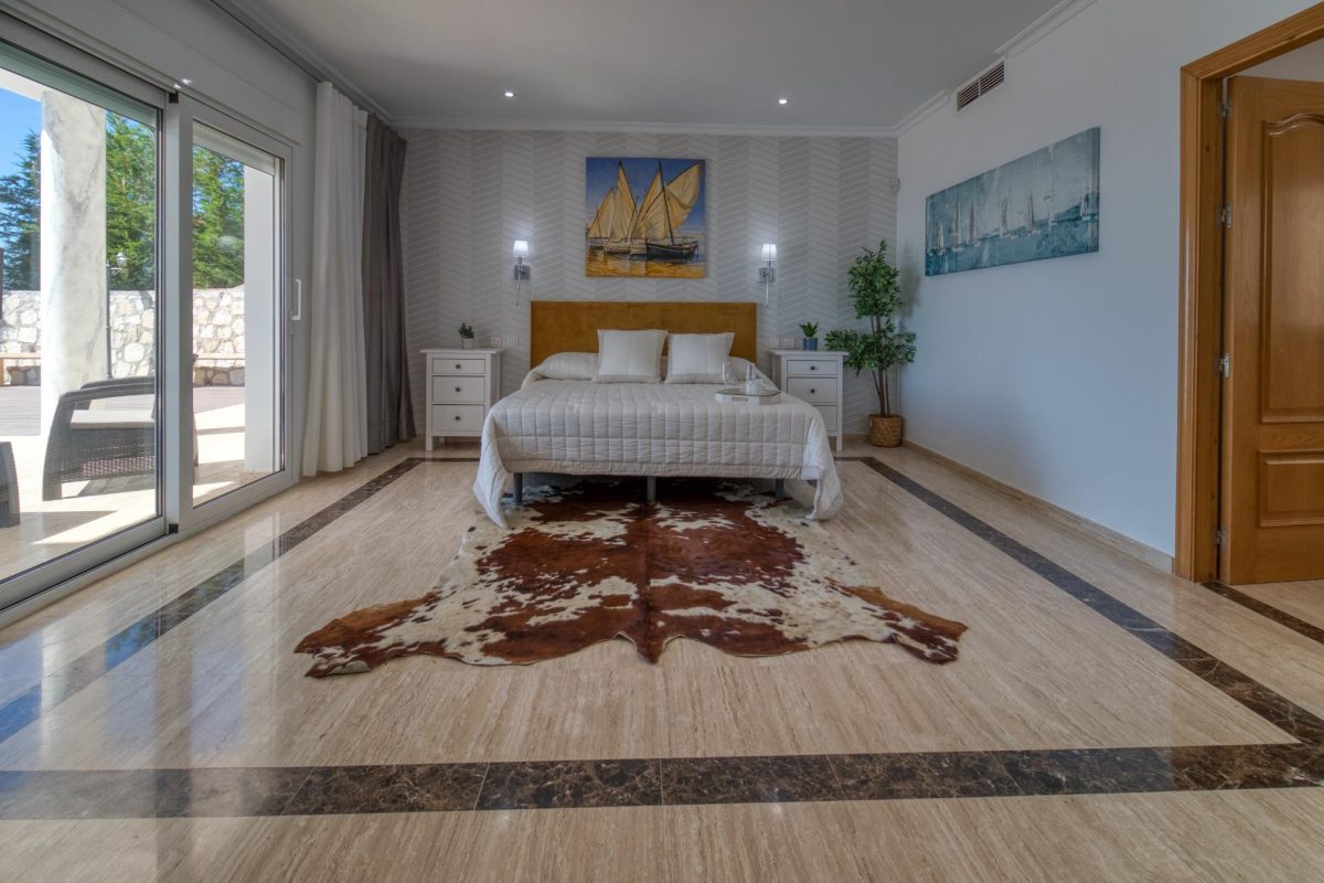 VILLA DE LUJO CON PISCINA INFINITY EN MIJAS — Foto 16