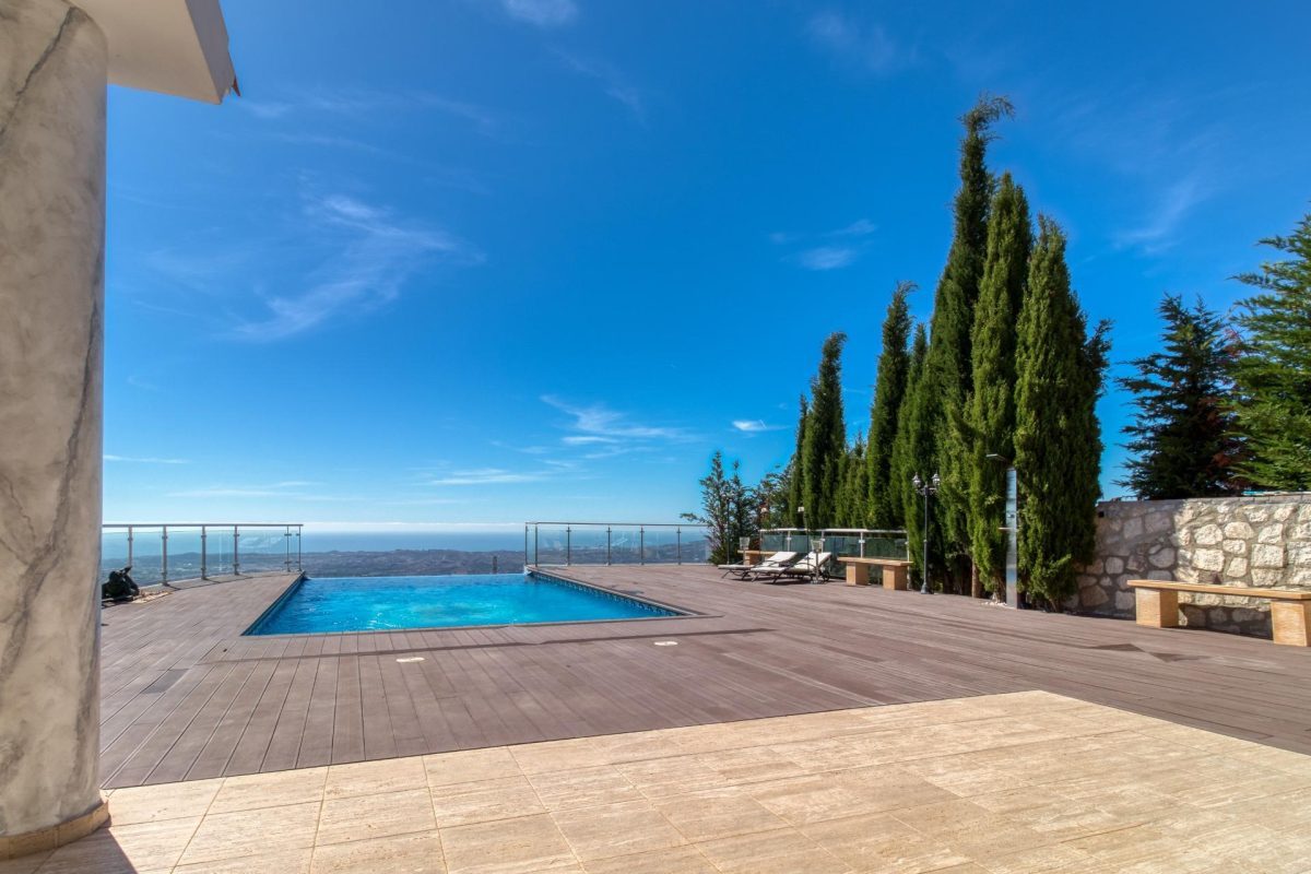 VILLA DE LUJO CON PISCINA INFINITY EN MIJAS — Foto 12