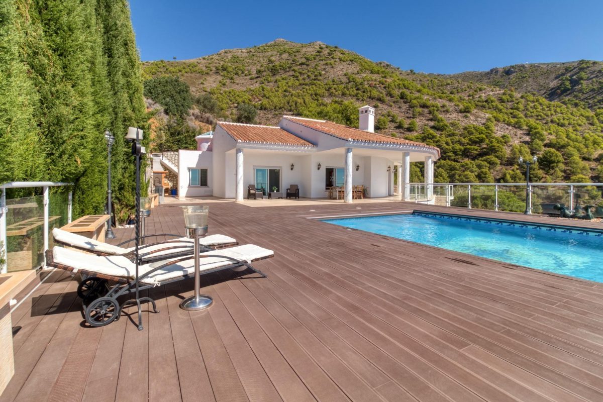 VILLA DE LUJO CON PISCINA INFINITY EN MIJAS — Foto 1