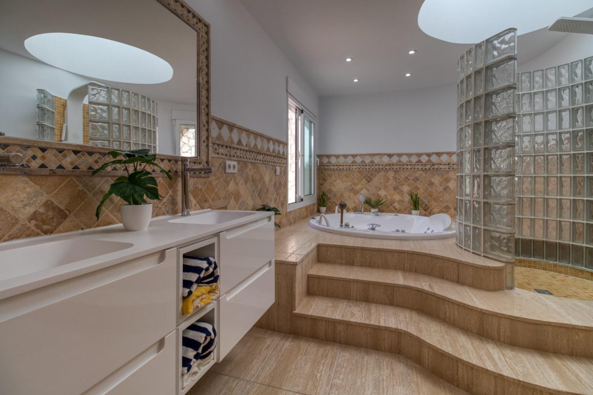 VILLA DE LUJO CON PISCINA INFINITY EN MIJAS — Foto 17