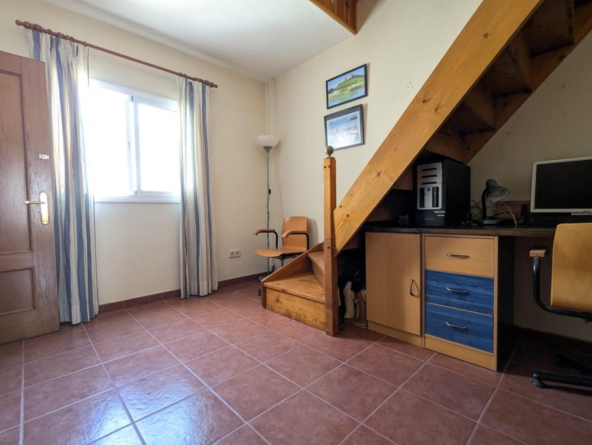 VENTA GRAN PISO EN FUENGIROLA A 180M. DE LA PLAYA — Foto 13