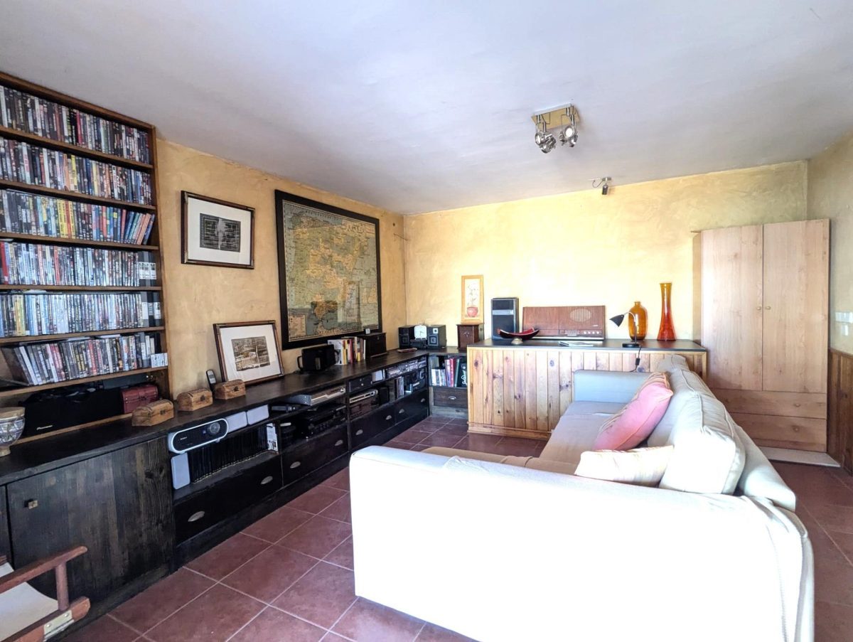 VENTA GRAN PISO EN FUENGIROLA A 180M. DE LA PLAYA — Foto 5