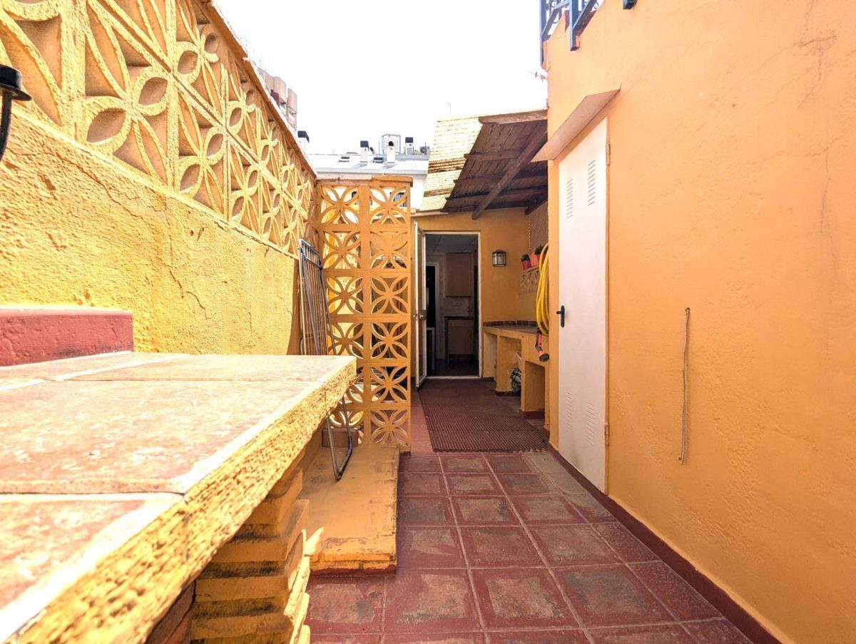 VENTA GRAN PISO EN FUENGIROLA A 180M. DE LA PLAYA — Foto 28