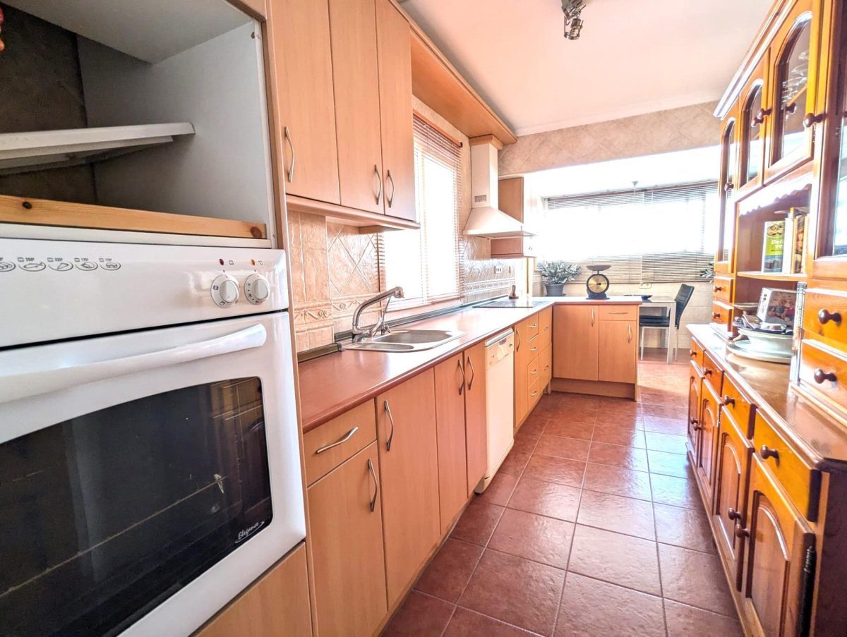 VENTA GRAN PISO EN FUENGIROLA A 180M. DE LA PLAYA — Foto 26