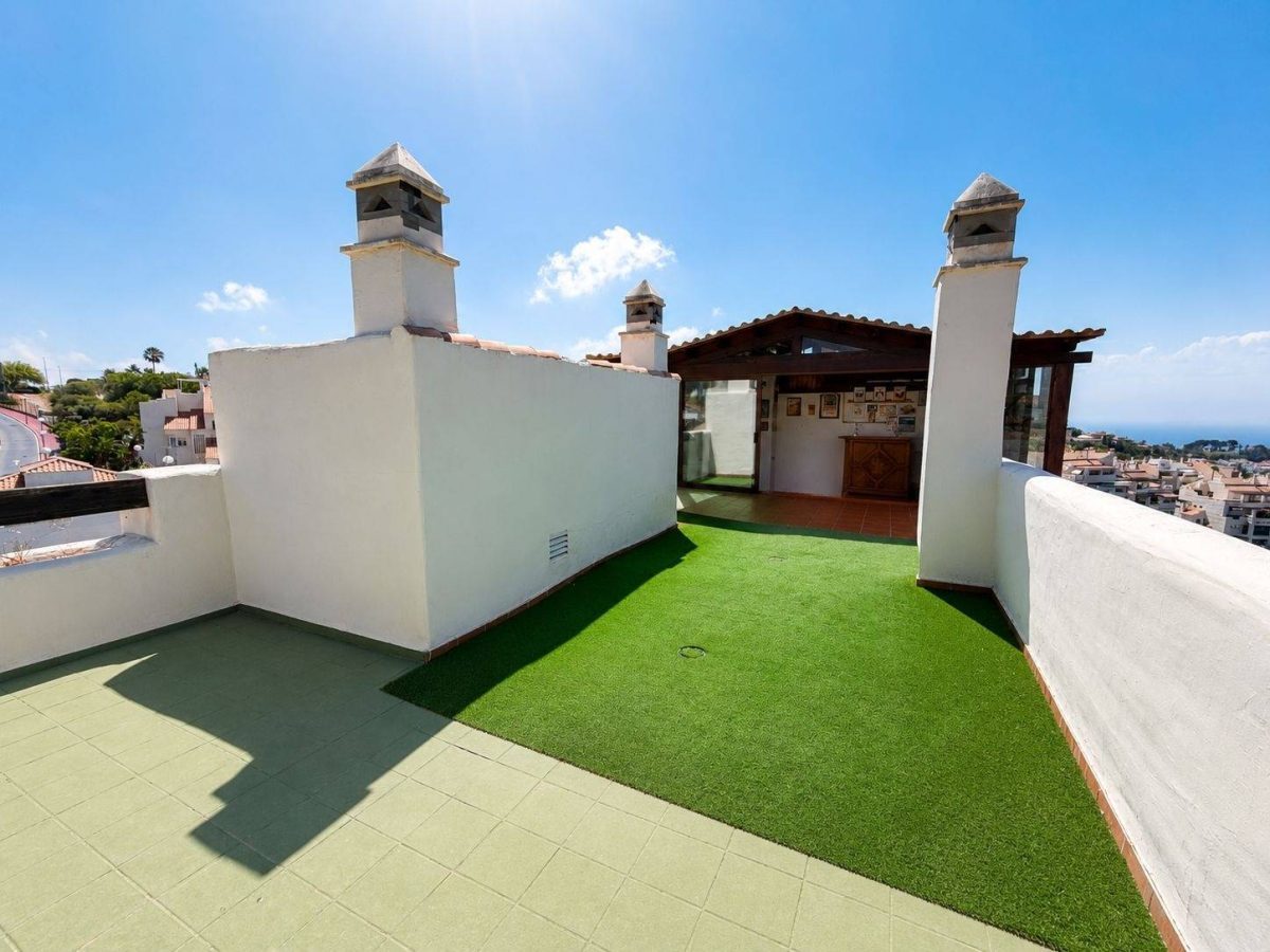 Exclusivo Ático dúplex con vistas al mar y tres amplias terrazas en Benalmádena, Costa del Sol — Foto 5