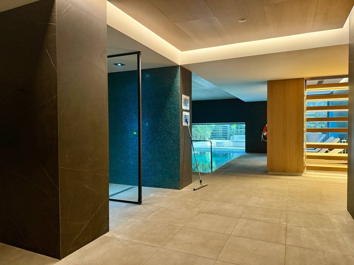 Exclusivo piso en esquina de 4 dormitorios con vistas panorámicas al mar en Málaga Towers, Costa del Sol — Foto 29