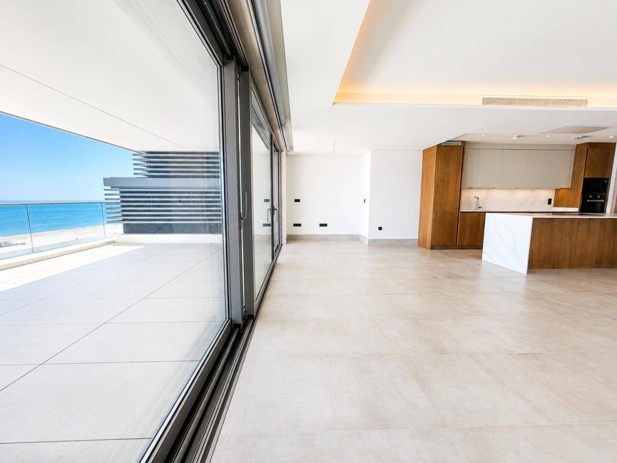 Exclusivo piso en esquina de 4 dormitorios con vistas panorámicas al mar en Málaga Towers, Costa del Sol — Foto 5
