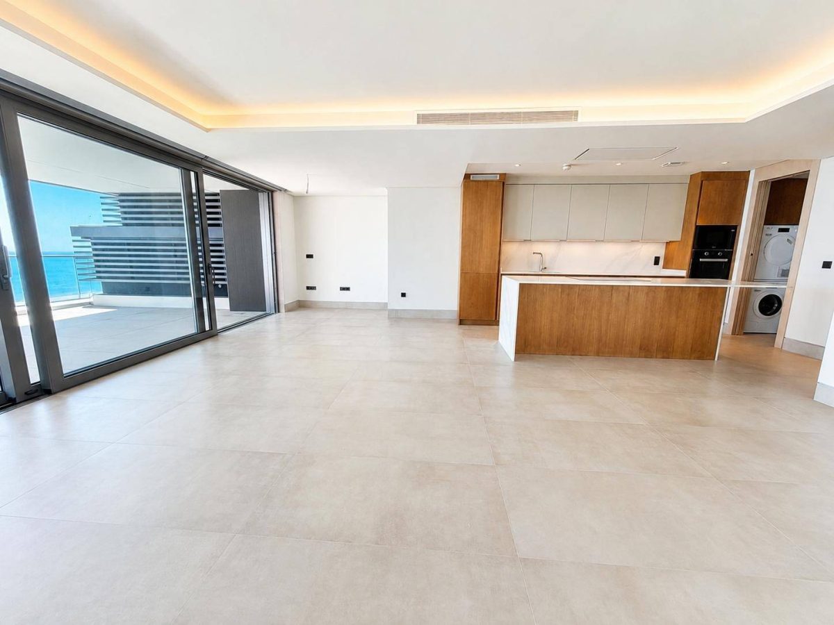 Exclusivo piso en esquina de 4 dormitorios con vistas panorámicas al mar en Málaga Towers, Costa del Sol — Foto 6