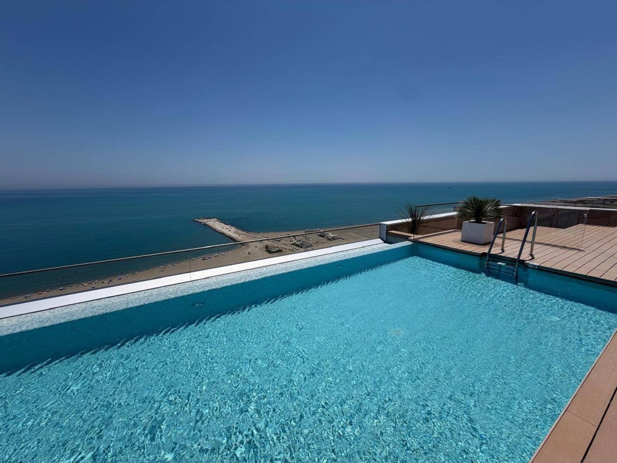 Exclusivo piso en esquina de 4 dormitorios con vistas panorámicas al mar en Málaga Towers, Costa del Sol — Foto 10