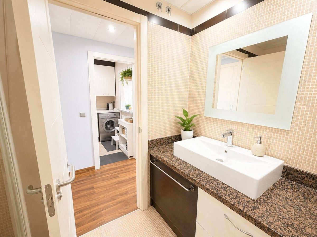 Apartamento turístico en Benalmádena, Costa del Sol, inversión — Foto 10