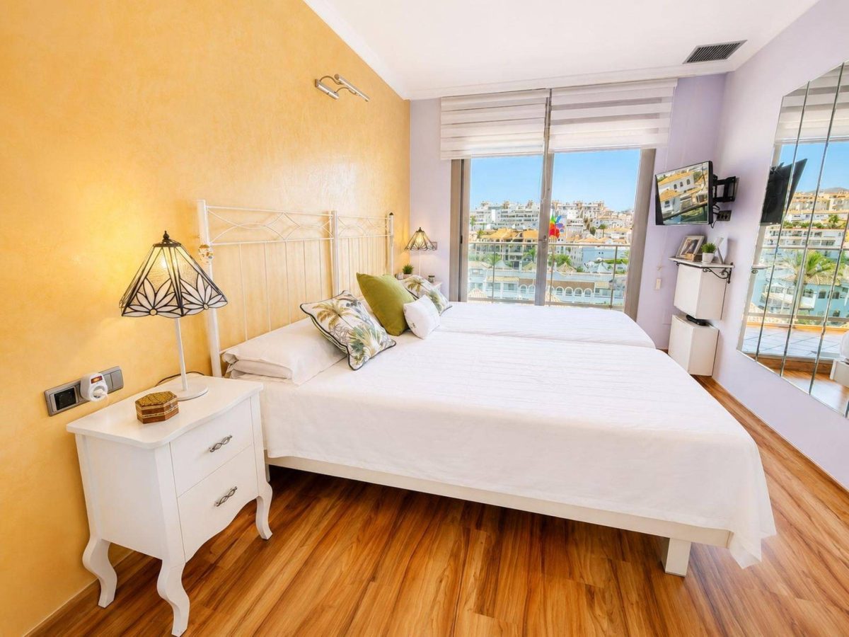 Apartamento turístico en Benalmádena, Costa del Sol, inversión — Foto 7