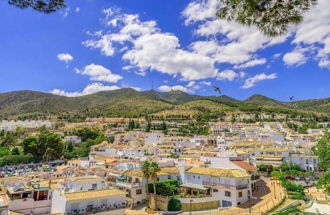 Parcela urbana exclusiva en Benalmádena Pueblo, residencial para dos viviendas unifamiliares — Foto 10