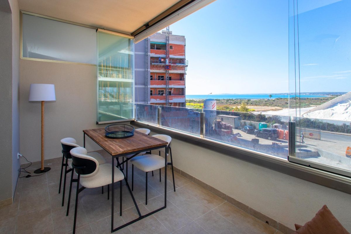 Increíble Apartamento en Santa Pola ¡A Solo 80 Metros del Mar! — Foto 11