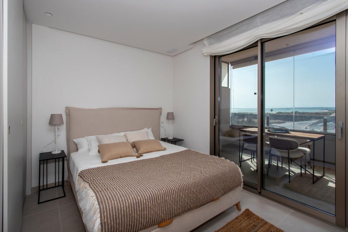 Increíble Apartamento en Santa Pola ¡A Solo 80 Metros del Mar! — Foto 15